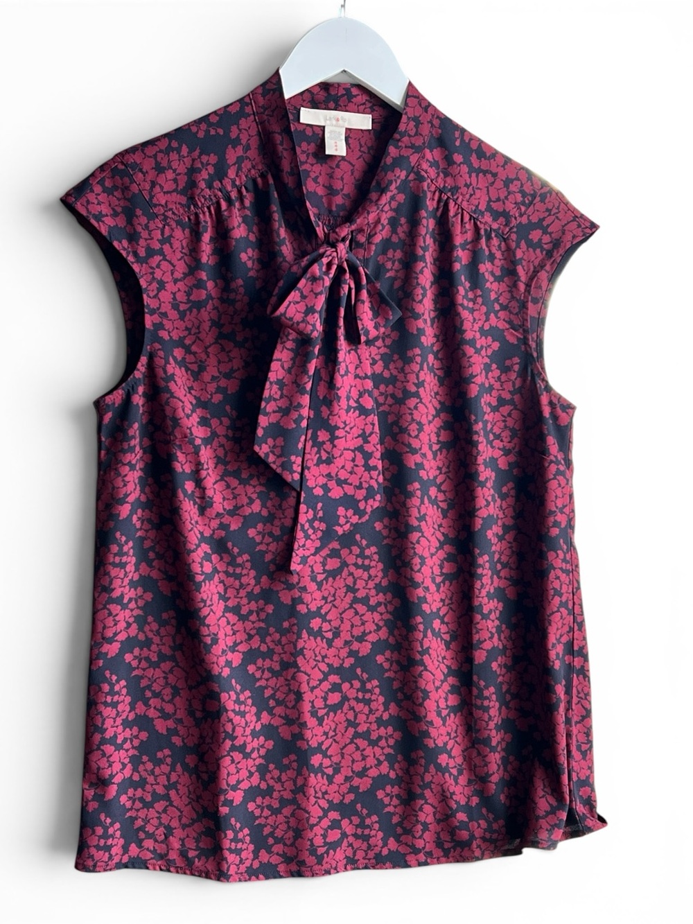 Lark & Ro Tie-Neck Blouse Sleeveless Floral Tie-Neck Top, Size 4